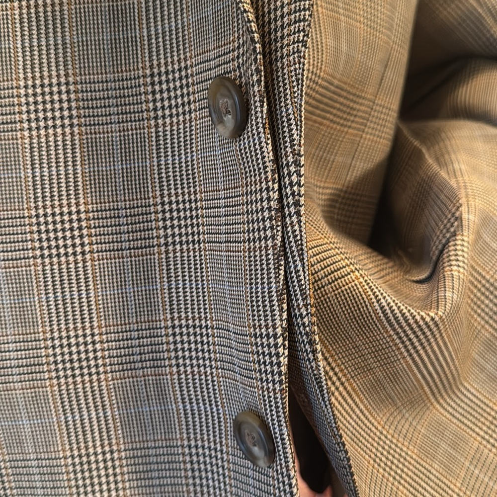 Jos A bank Sport Coat - Picture 5 of 17